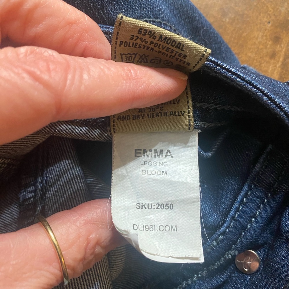 DL1961 EMMA  JEANS color BLOOM - Picture 9 of 14
